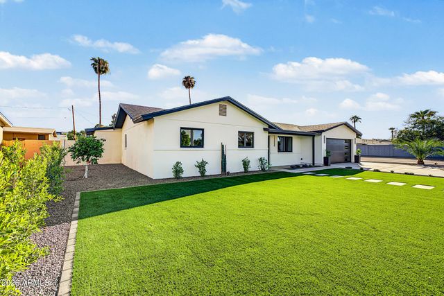 8403 E HEATHERBRAE Drive, Scottsdale, AZ 85251