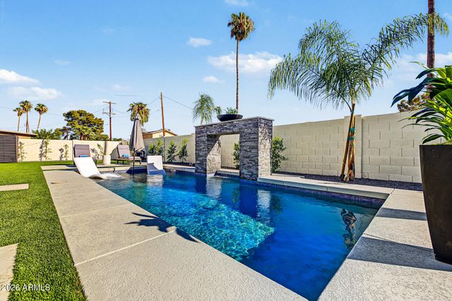 8403 E HEATHERBRAE Drive, Scottsdale, AZ 85251