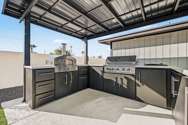 8403 E HEATHERBRAE Drive, Scottsdale, AZ 85251