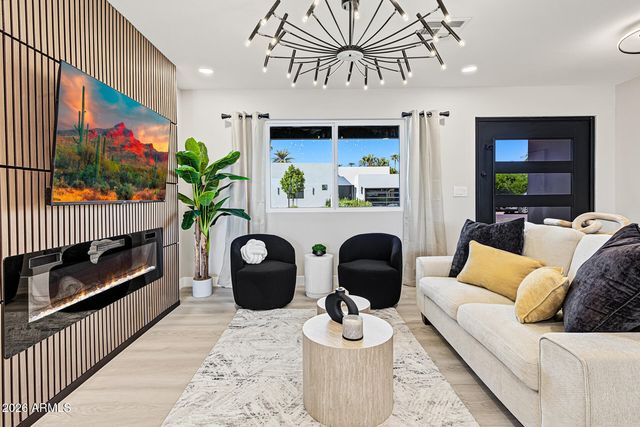8403 E HEATHERBRAE Drive, Scottsdale, AZ 85251