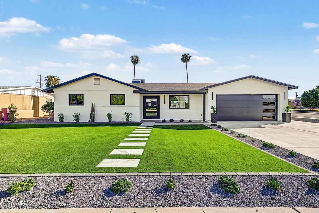 8403 E HEATHERBRAE Drive, Scottsdale, AZ 85251