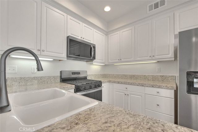 33810 Willow Haven 101, Murrieta, CA 92563