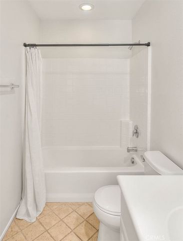 33810 Willow Haven 101, Murrieta, CA 92563