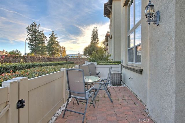 33810 Willow Haven 101, Murrieta, CA 92563