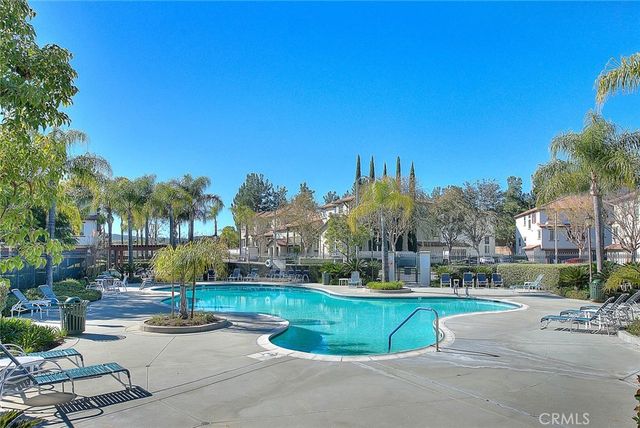 33810 Willow Haven 101, Murrieta, CA 92563