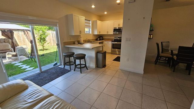 1146 SE 26th Terrace 0, Homestead, FL 33035