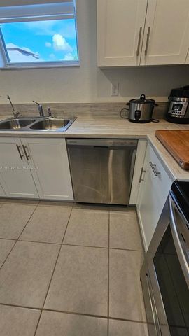 1146 SE 26th Terrace 0, Homestead, FL 33035
