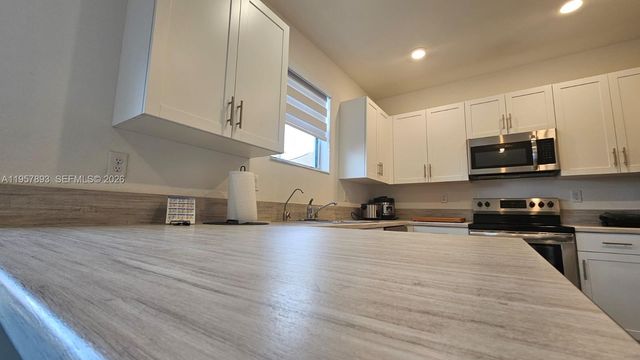 1146 SE 26th Terrace 0, Homestead, FL 33035