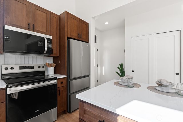 2905 Cedarwood Avenue, Bellingham, WA 98225