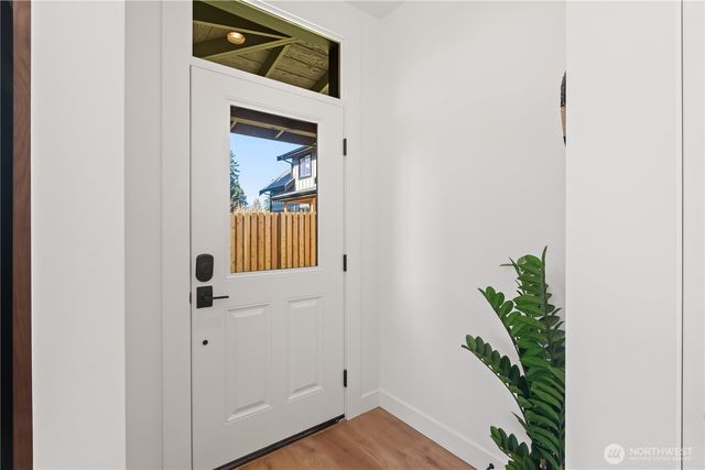 2905 Cedarwood Avenue, Bellingham, WA 98225
