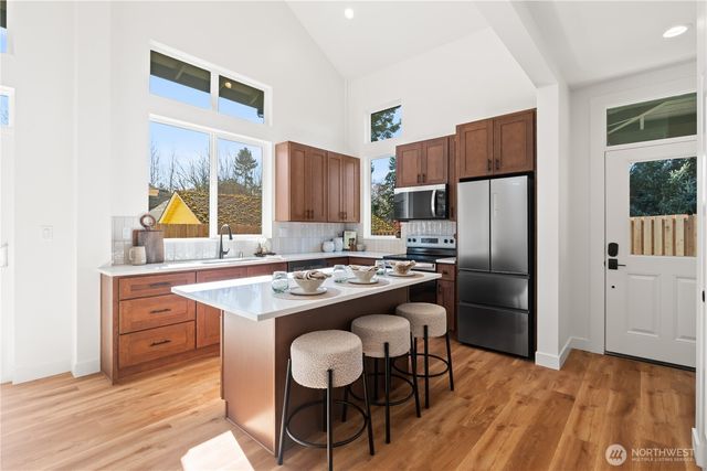 2905 Cedarwood Avenue, Bellingham, WA 98225