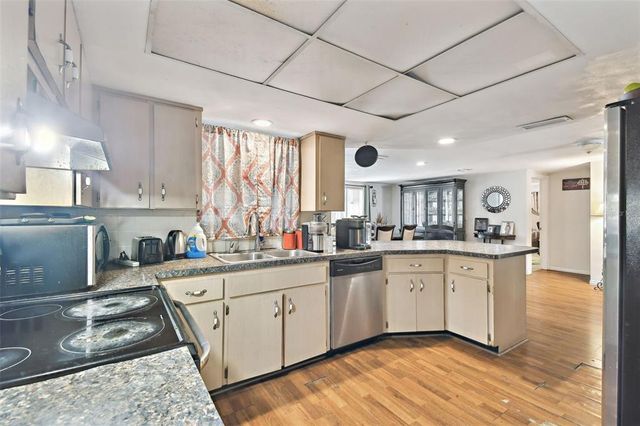8907 PANDORA LANE, Port Richey, FL 34668