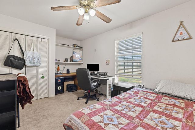 61 Family CIR, Hutto, TX 78634