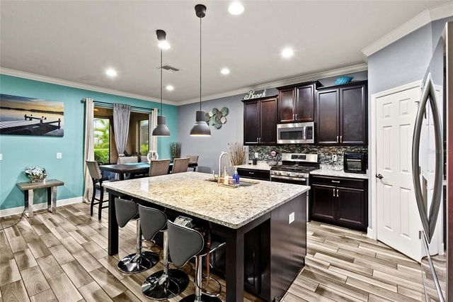 7502 SEA LILLY COURT, Apollo Beach, FL 33572