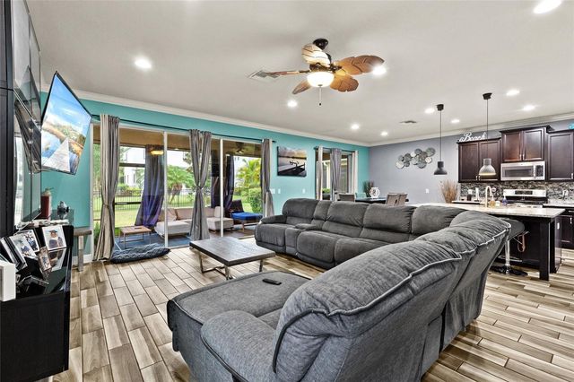 7502 SEA LILLY COURT, Apollo Beach, FL 33572