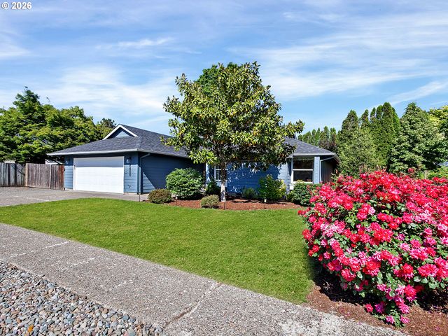 1800 N CEDAR St, Newberg, OR 97132