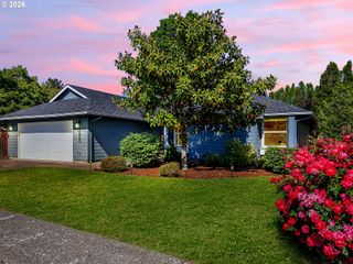 1800 N CEDAR St, Newberg, OR 97132