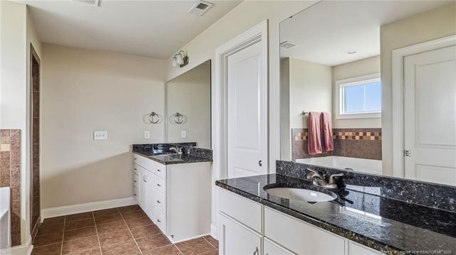 4323 Saleeby Way, Fayetteville, NC 28306