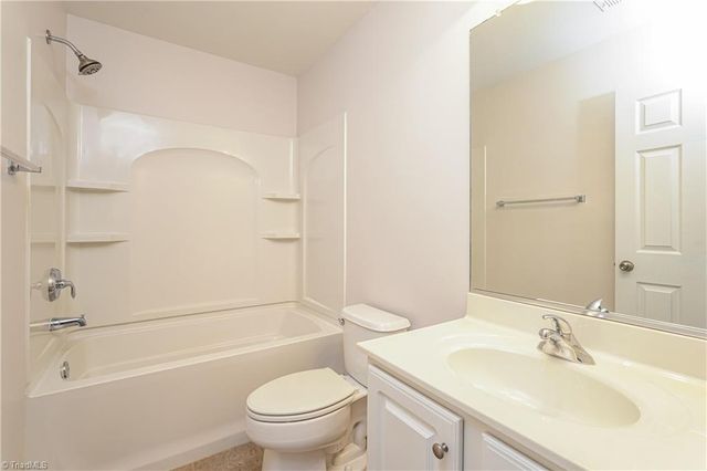 604 Southlake Court, Lexington, NC 27295