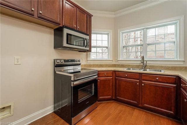 604 Southlake Court, Lexington, NC 27295