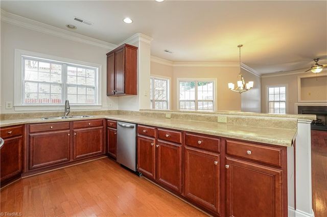 604 Southlake Court, Lexington, NC 27295