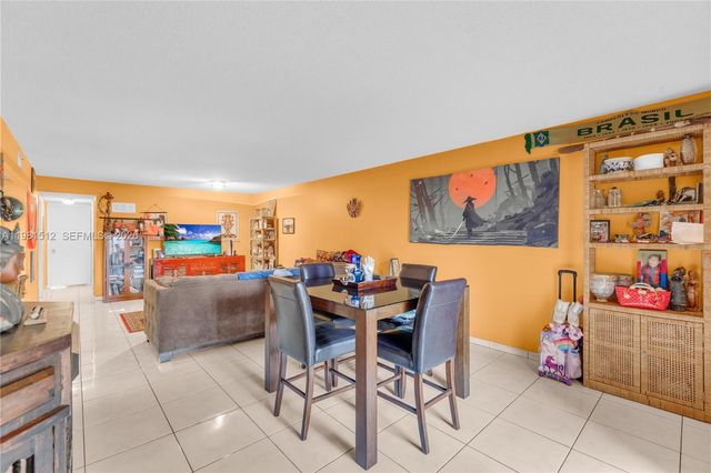 6411 SW 116th Ct E, Miami, FL 33173