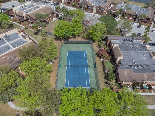 6411 SW 116th Ct E, Miami, FL 33173