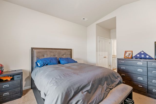 1335 E Skyview Dr, El Dorado, KS 67042