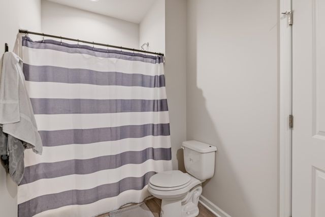 1335 E Skyview Dr, El Dorado, KS 67042