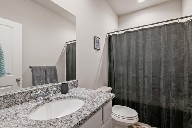 1335 E Skyview Dr, El Dorado, KS 67042