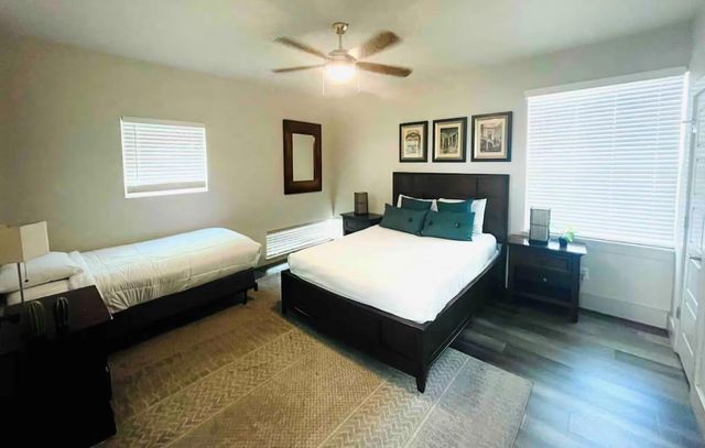 2307 E 2nd ST A, Austin, TX 78702