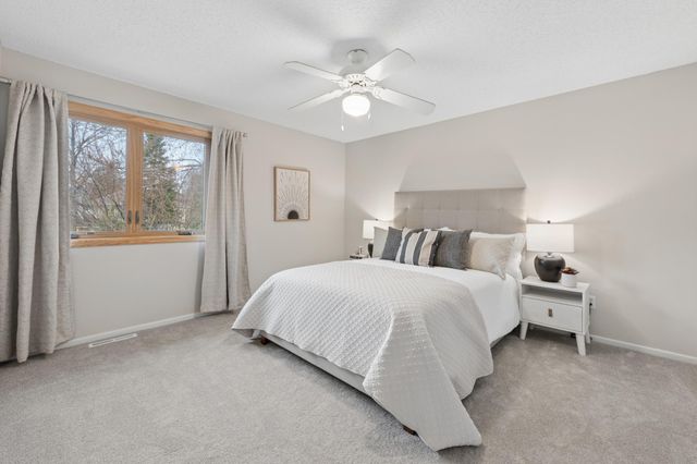 6616 Harlan Drive, Eden Prairie, MN 55346