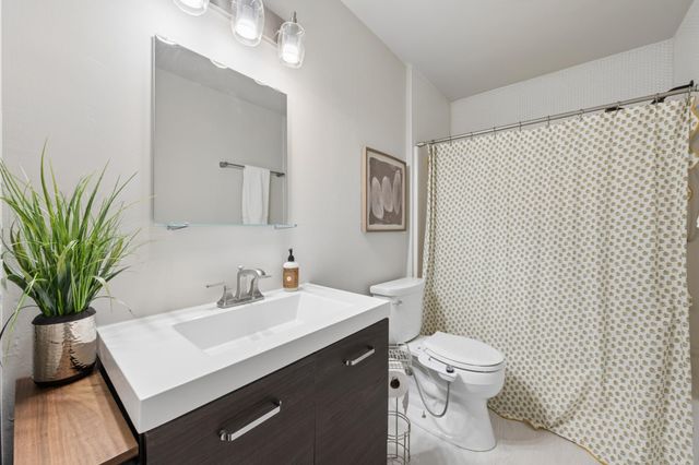 6616 Harlan Drive, Eden Prairie, MN 55346