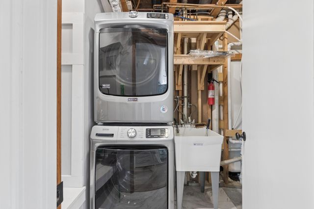 6616 Harlan Drive, Eden Prairie, MN 55346