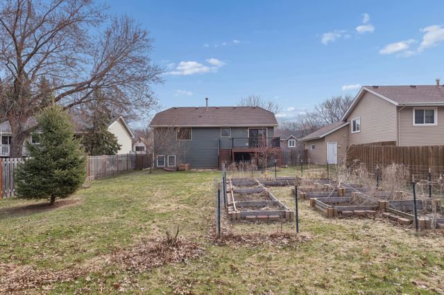 6616 Harlan Drive, Eden Prairie, MN 55346