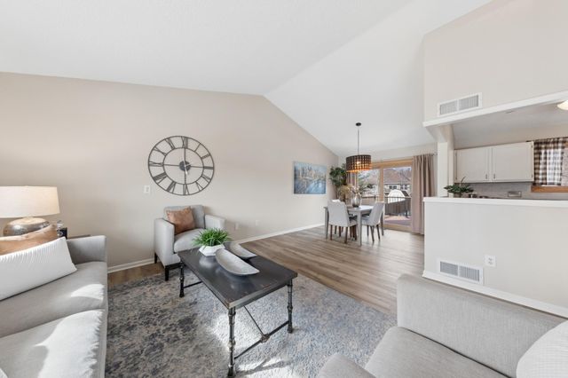 6616 Harlan Drive, Eden Prairie, MN 55346