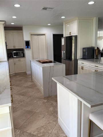 5532 Descartes Cir, Boynton Beach, FL 33472