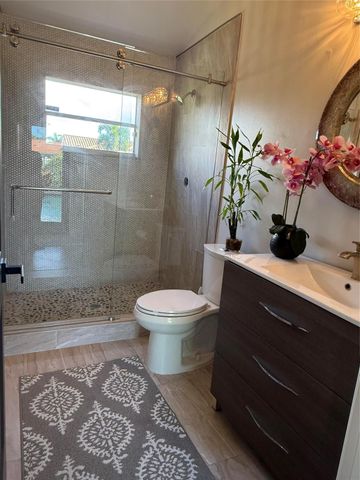 5532 Descartes Cir, Boynton Beach, FL 33472