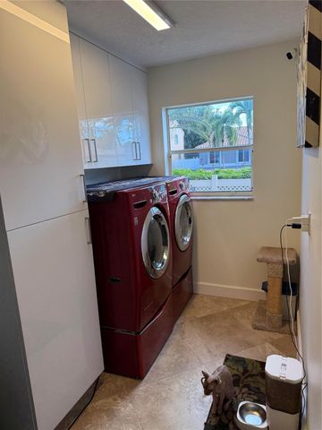 5532 Descartes Cir, Boynton Beach, FL 33472