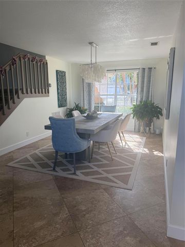 5532 Descartes Cir, Boynton Beach, FL 33472