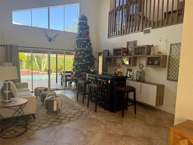 5532 Descartes Cir, Boynton Beach, FL 33472