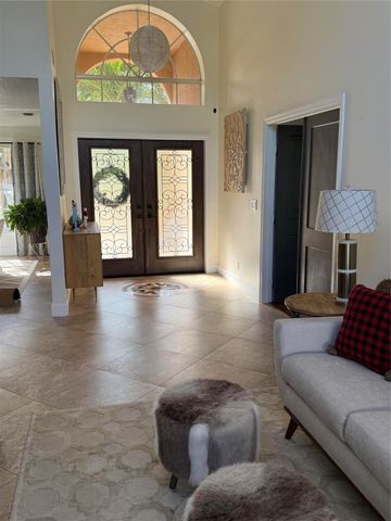 5532 Descartes Cir, Boynton Beach, FL 33472