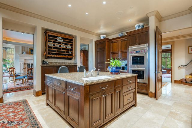 6025 Lake Geneva, Reno, NV 89511