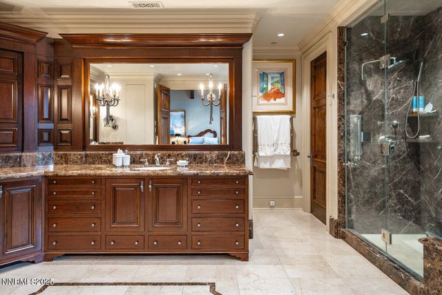 6025 Lake Geneva, Reno, NV 89511