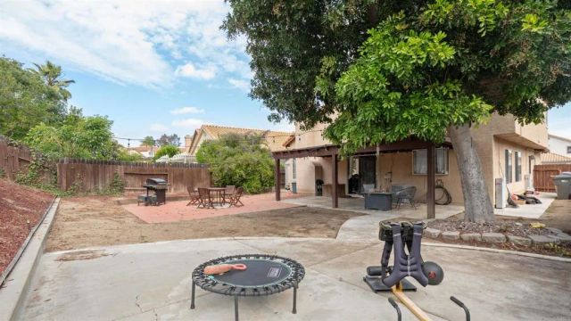 39701 Kilkare Circle, Murrieta, CA 92562