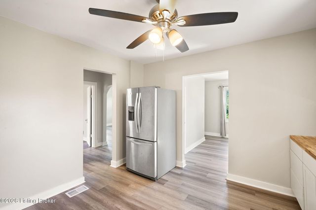 7208 Helen Ave, Louisville, KY 40258