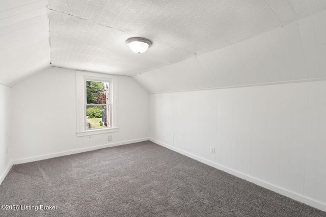 7208 Helen Ave, Louisville, KY 40258