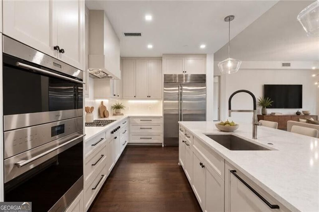 2520 Peachtree Road NW 602, Atlanta, GA 30305 — photo 3