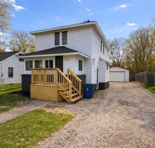 5273 Keyes Drive, Kalamazoo, MI 49004