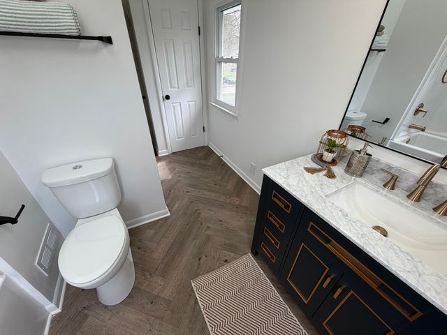 5273 Keyes Drive, Kalamazoo, MI 49004